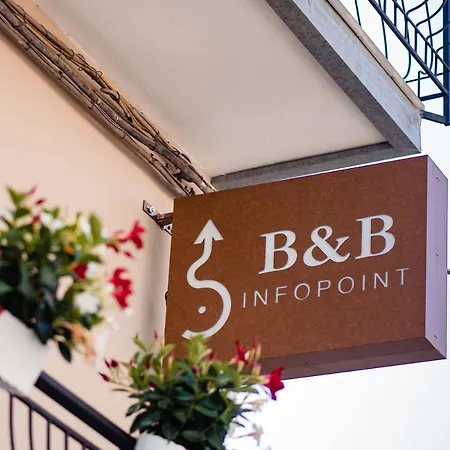 Dell'infopoint-la Via Silente Bed & Breakfast *