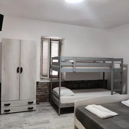 Bed & Breakfast Dell'infopoint-la Via Silente Castelnuovo Cilento