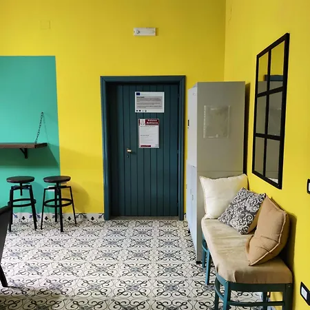 Bed & Breakfast Palazzo Resilente- Dell'infopoint 3*
