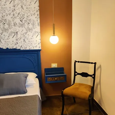 Palazzo Resilente- Dell'infopoint Bed & Breakfast 3*