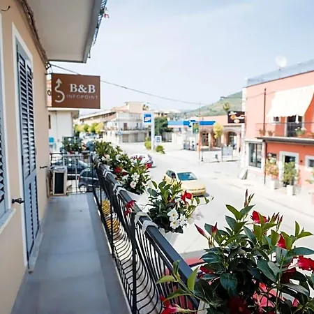 Palazzo Resilente- Dell'infopoint Bed & Breakfast 3*